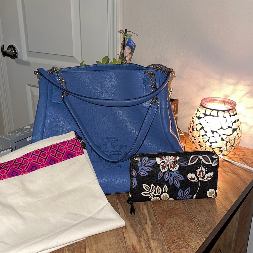 Tory Burch purse with matching wallet